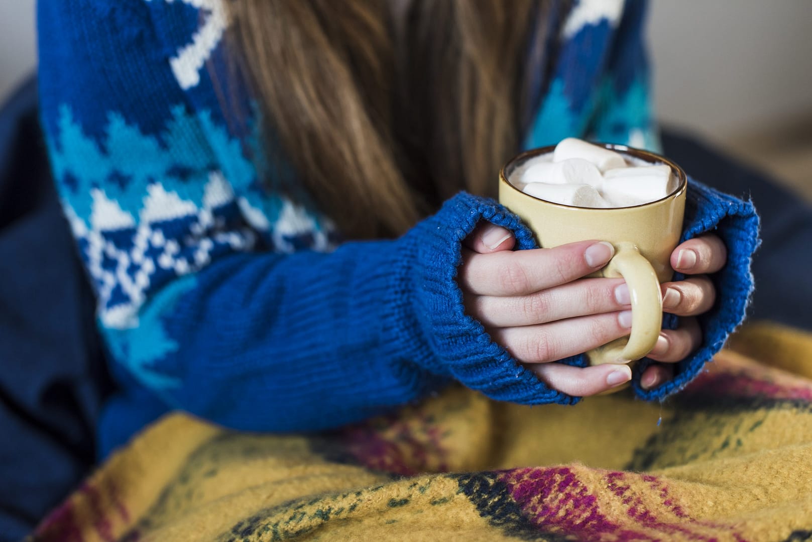 You are currently viewing 10 Essential Tips for Keeping Warm During Winter